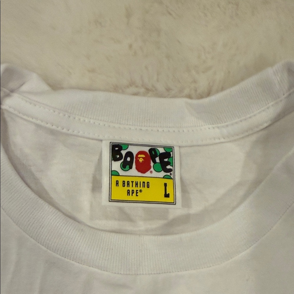 A Bathing Ape Baby Milo White T-Shirt NWOT - Picture 2 of 4